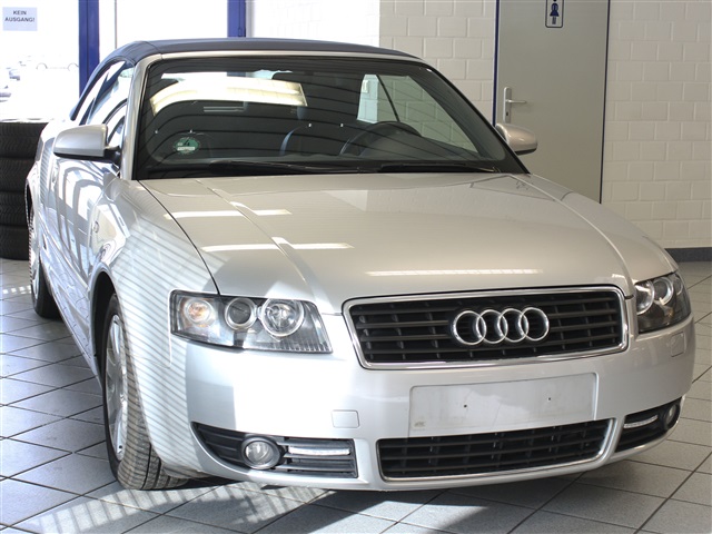 Audi A4 Cabrio  bei Hoffmann Automobile in Wolfsburg kaufen und sofort mitnehmen - Bild 12