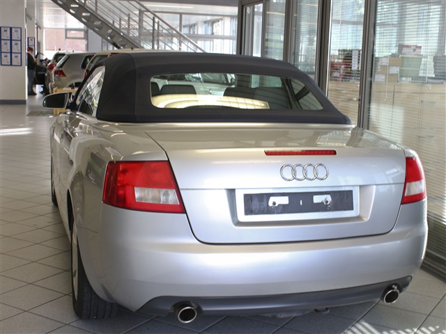 Audi A4 Cabrio  bei Hoffmann Automobile in Wolfsburg kaufen und sofort mitnehmen - Bild 4