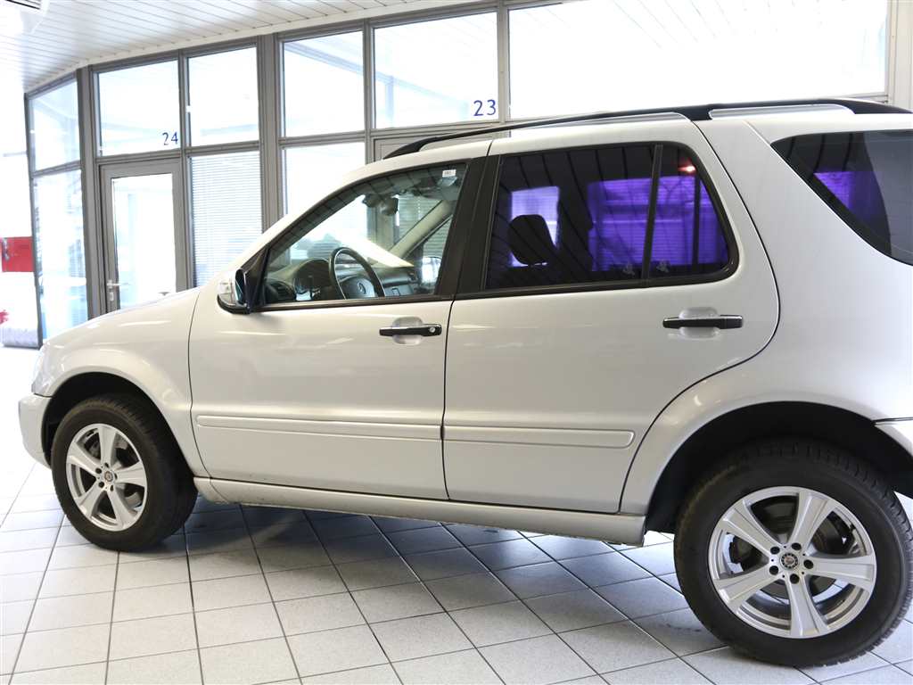 Mercedes-Benz ML 400 bei Hoffmann Automobile in Wolfsburg kaufen und sofort mitnehmen - Bild 8