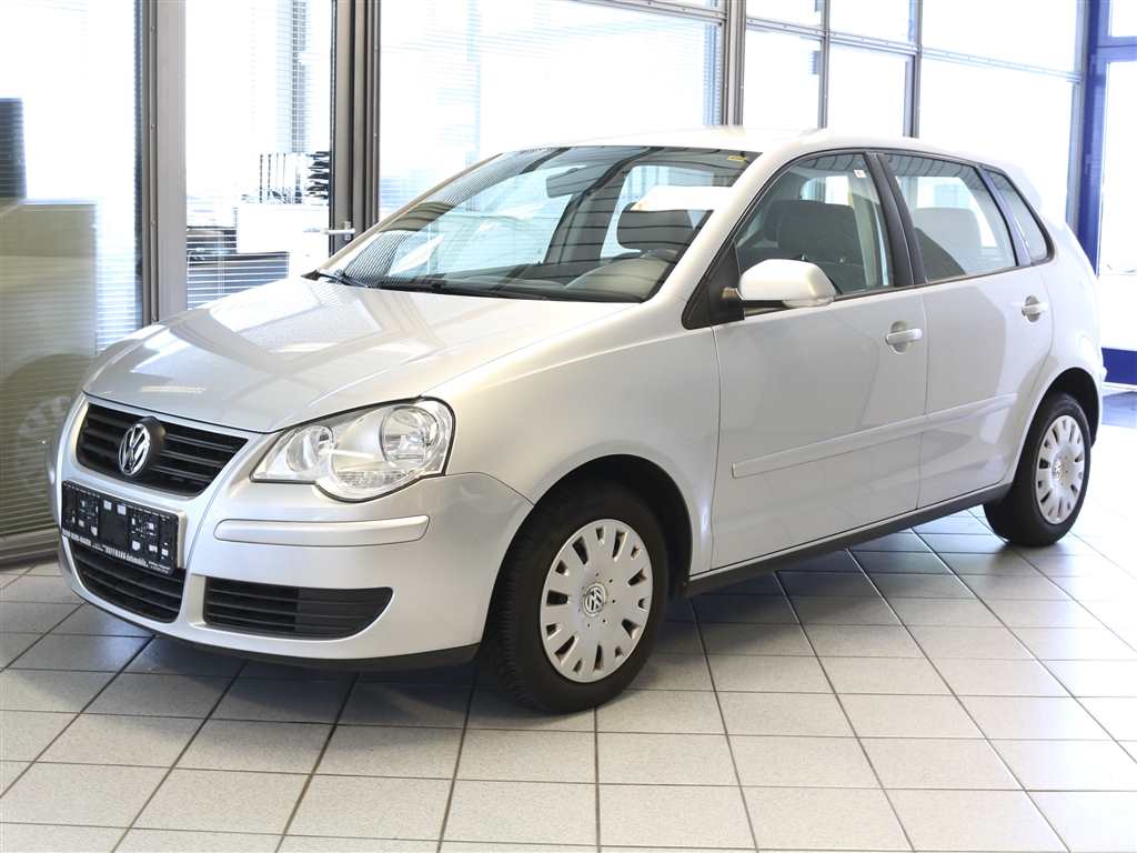 VW Polo  für nur 2.200,- € bei Hoffmann Automobile in Wolfsburg kaufen und sofort mitnehmen