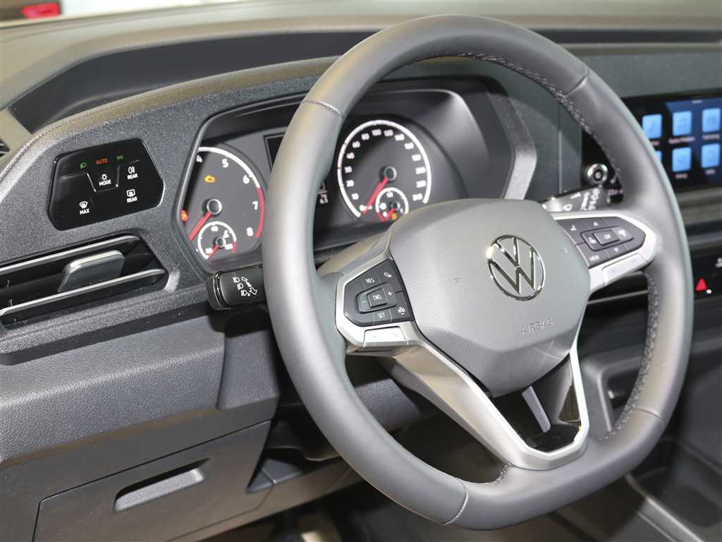 VW Caddy  bei Hoffmann Automobile in Wolfsburg kaufen und sofort mitnehmen - Bild 11