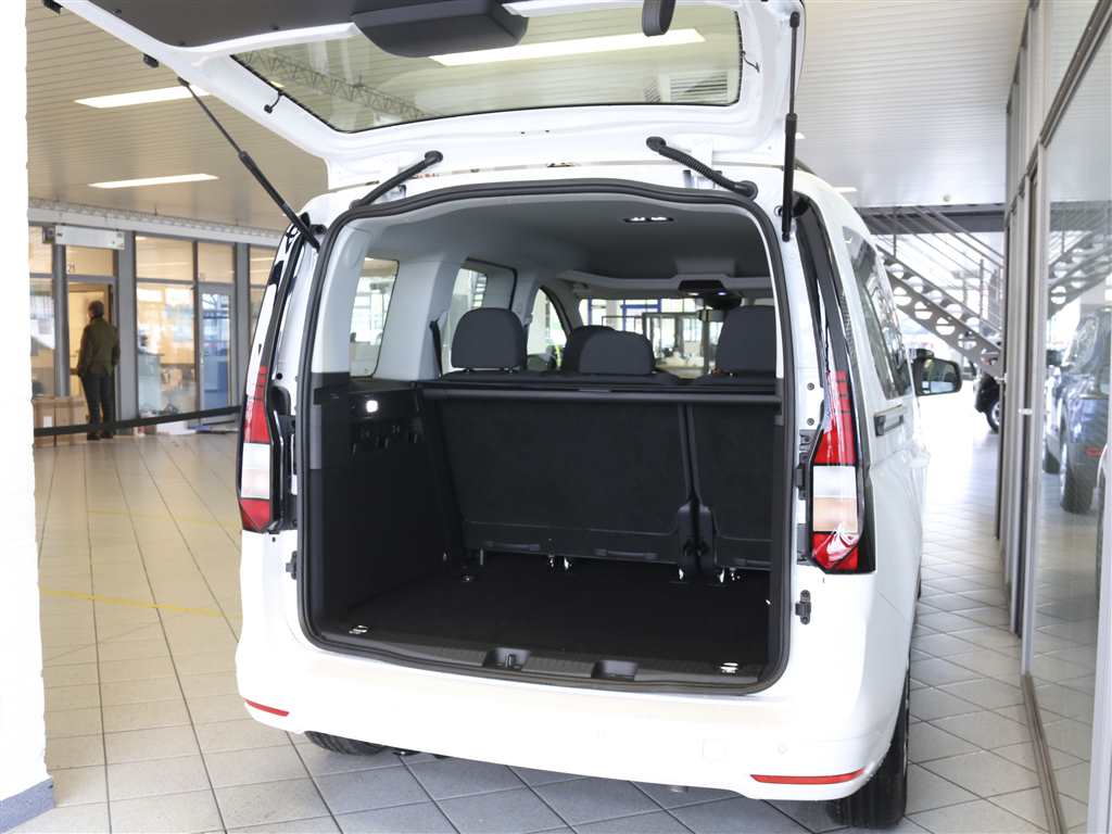 VW Caddy  bei Hoffmann Automobile in Wolfsburg kaufen und sofort mitnehmen - Bild 2