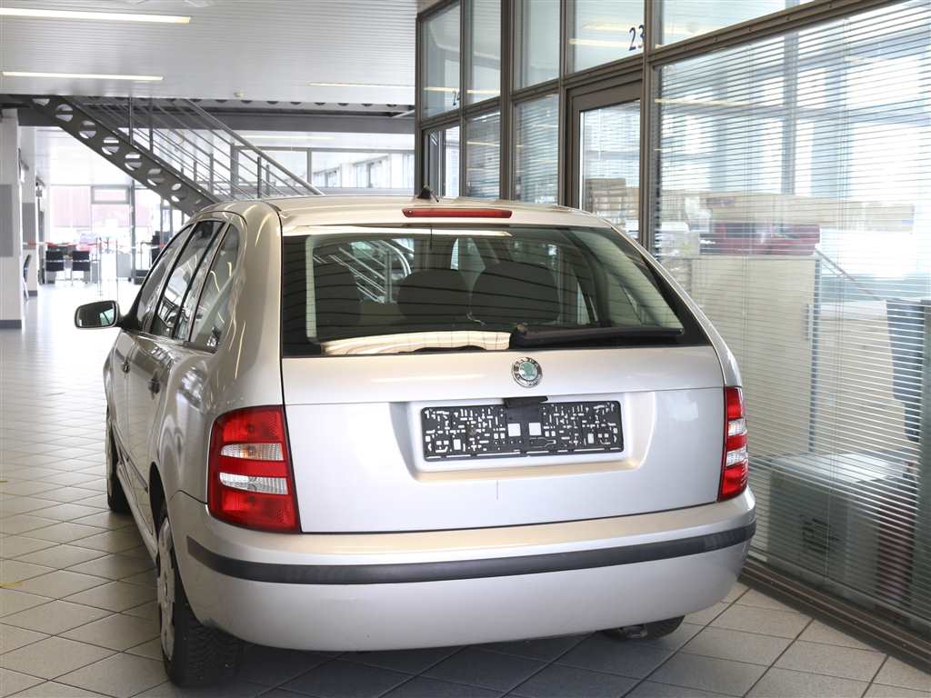 Skoda Fabia Combi  bei Hoffmann Automobile in Wolfsburg kaufen und sofort mitnehmen - Bild 3