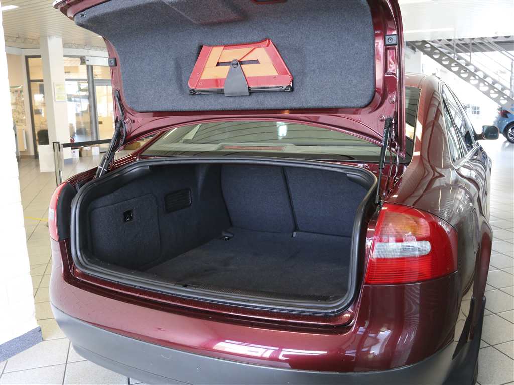 Audi A6  bei Hoffmann Automobile in Wolfsburg kaufen und sofort mitnehmen - Bild 2