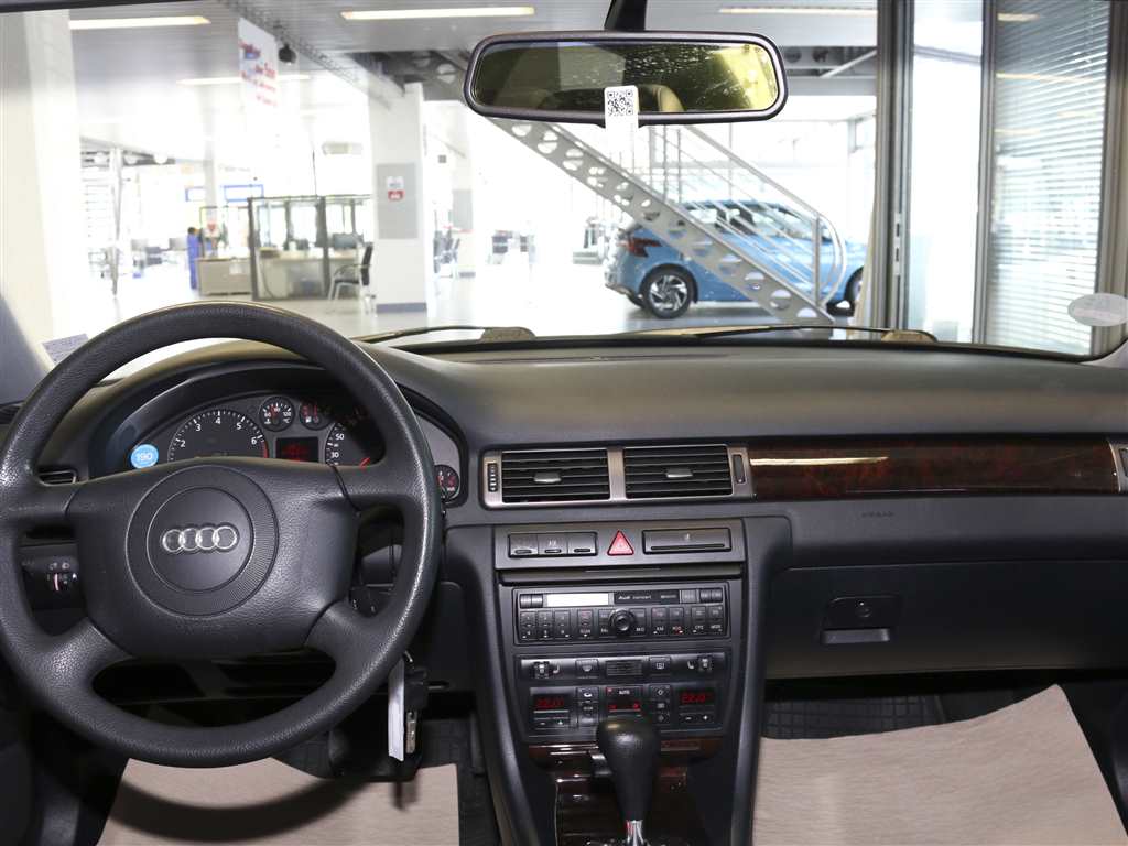Audi A6  bei Hoffmann Automobile in Wolfsburg kaufen und sofort mitnehmen - Bild 6