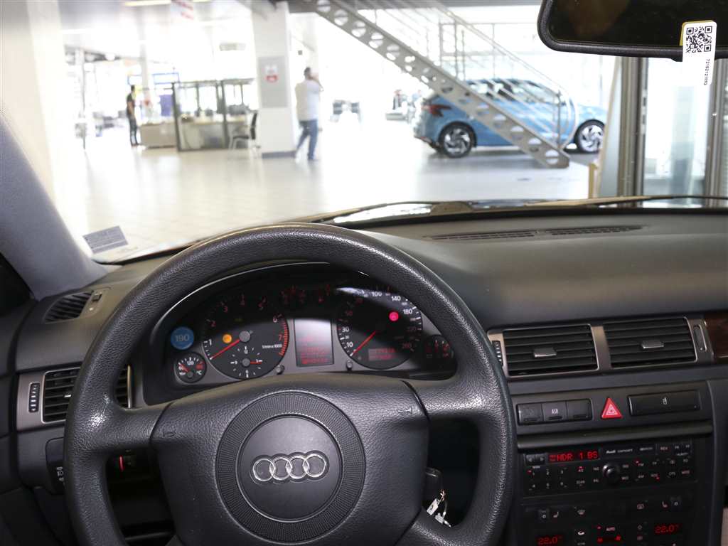 Audi A6  bei Hoffmann Automobile in Wolfsburg kaufen und sofort mitnehmen - Bild 9
