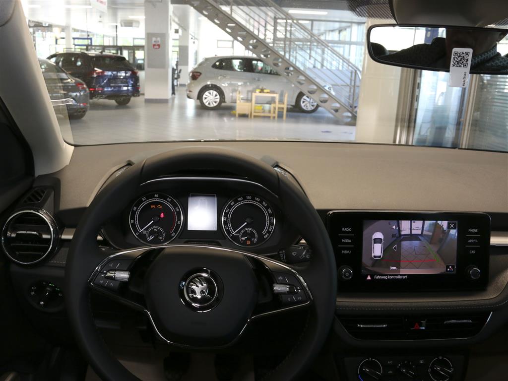 Skoda Fabia  bei Hoffmann Automobile in Wolfsburg kaufen und sofort mitnehmen - Bild 11