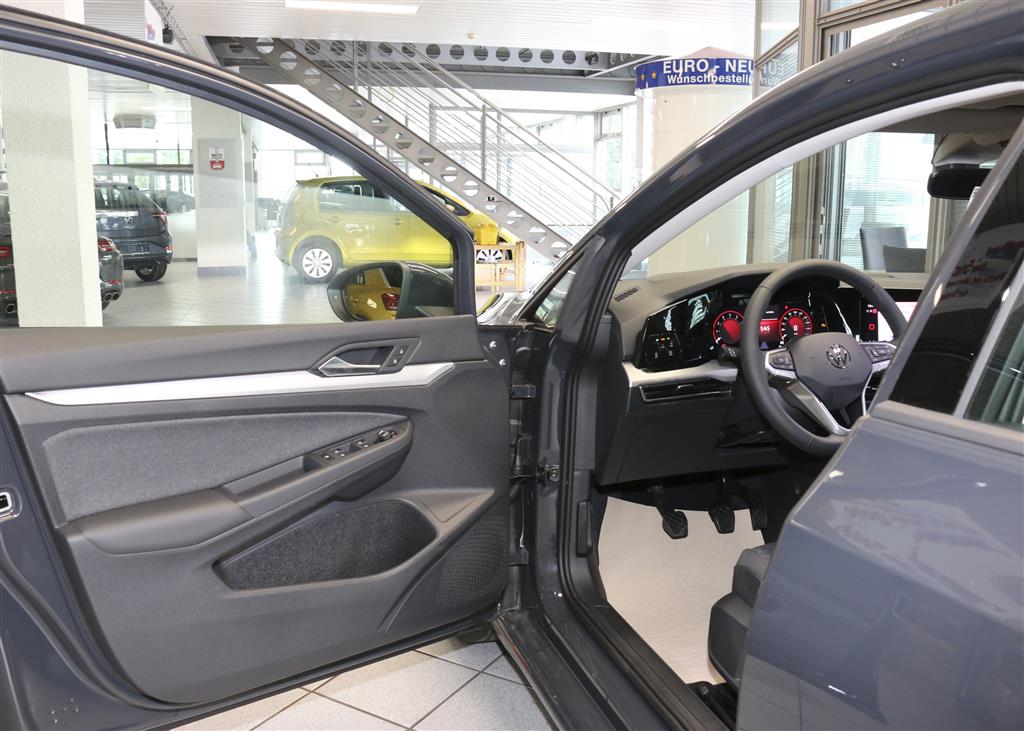 VW Golf  bei Hoffmann Automobile in Wolfsburg kaufen und sofort mitnehmen - Bild 13