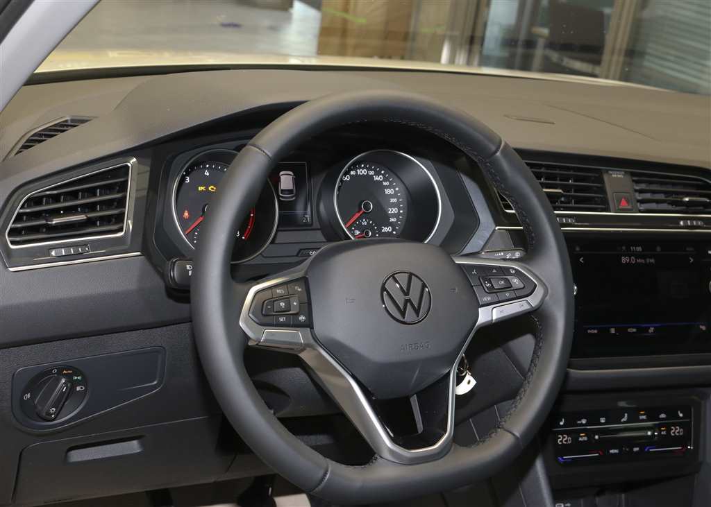 VW Tiguan  bei Hoffmann Automobile in Wolfsburg kaufen und sofort mitnehmen - Bild 10