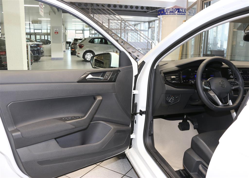 VW Polo  bei Hoffmann Automobile in Wolfsburg kaufen und sofort mitnehmen - Bild 12