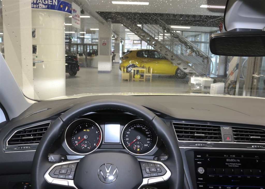 VW Tiguan  bei Hoffmann Automobile in Wolfsburg kaufen und sofort mitnehmen - Bild 9