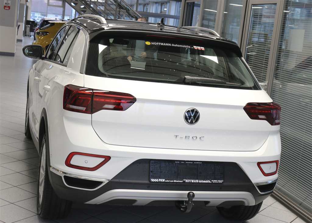 VW T-Roc  bei Hoffmann Automobile in Wolfsburg kaufen und sofort mitnehmen - Bild 3