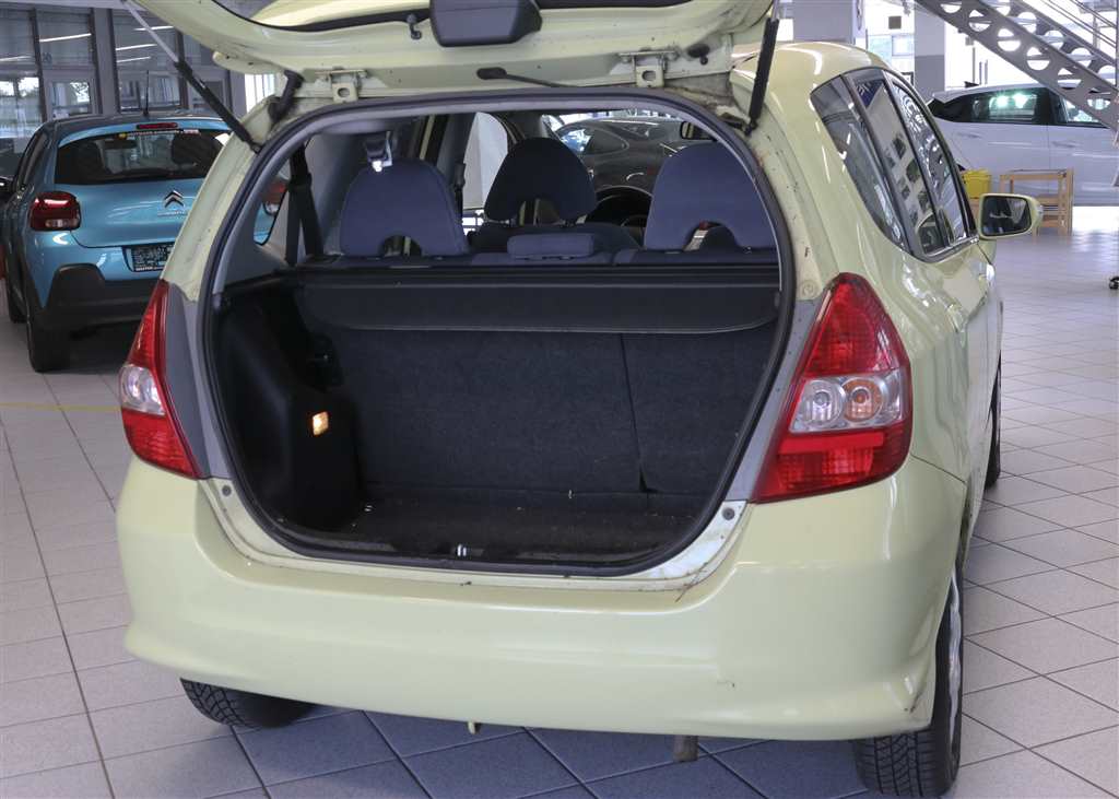 Honda Jazz  bei Hoffmann Automobile in Wolfsburg kaufen und sofort mitnehmen - Bild 2