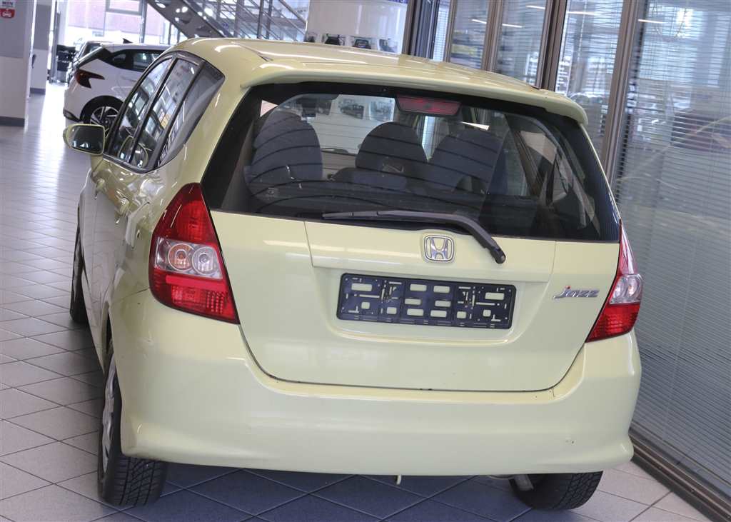 Honda Jazz  bei Hoffmann Automobile in Wolfsburg kaufen und sofort mitnehmen - Bild 3