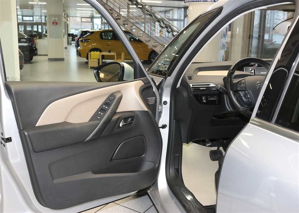 Citroen C4 Picasso  bei Hoffmann Automobile in Wolfsburg kaufen und sofort mitnehmen - Bild 14