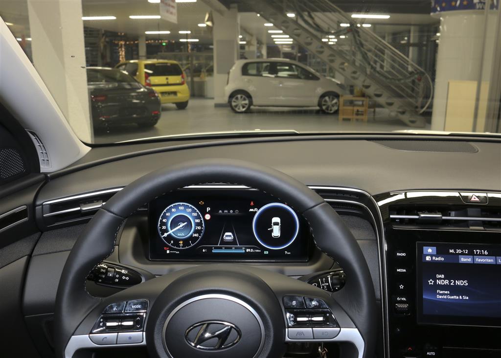 Hyundai Tucson  bei Hoffmann Automobile in Wolfsburg kaufen und sofort mitnehmen - Bild 8