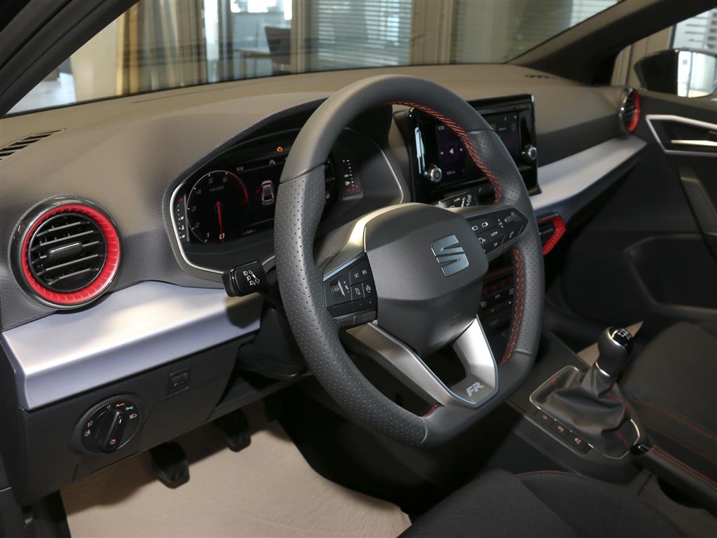 Seat Ibiza  bei Hoffmann Automobile in Wolfsburg kaufen und sofort mitnehmen - Bild 13