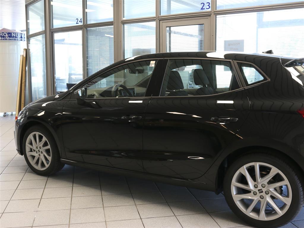 Seat Ibiza  bei Hoffmann Automobile in Wolfsburg kaufen und sofort mitnehmen - Bild 16