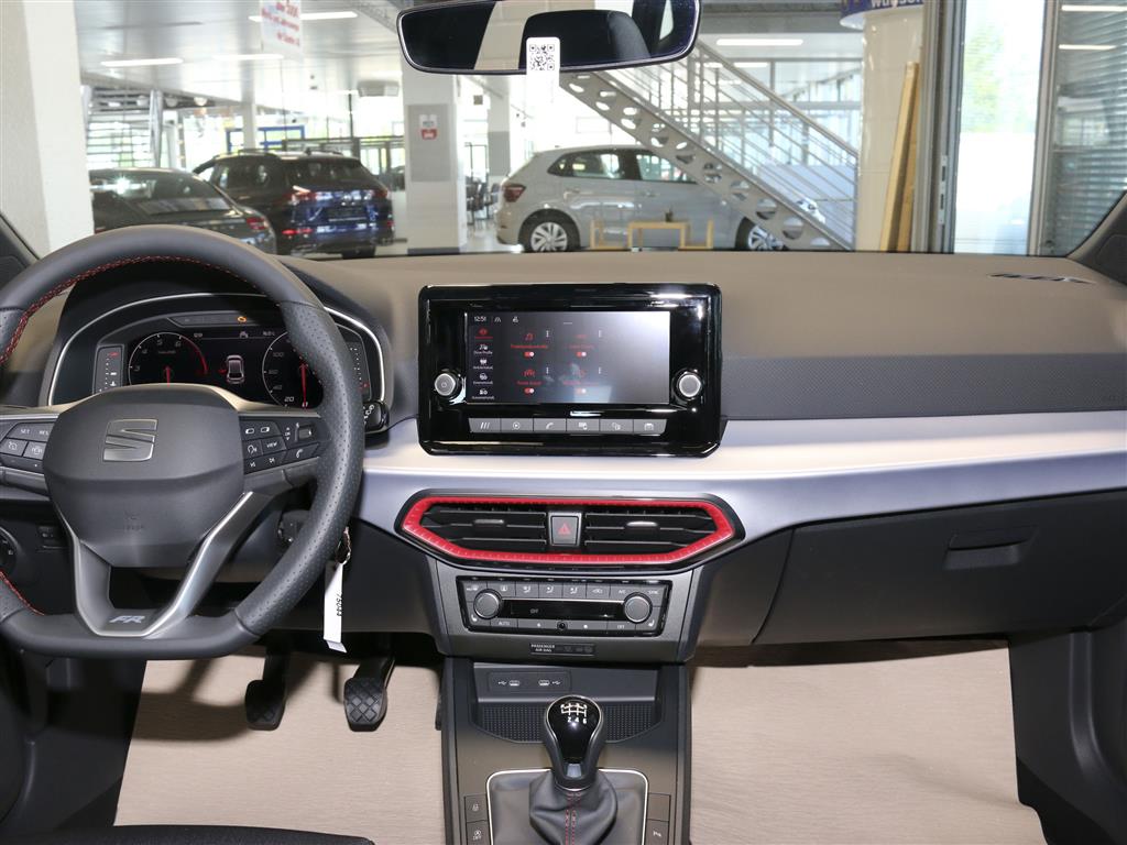 Seat Ibiza  bei Hoffmann Automobile in Wolfsburg kaufen und sofort mitnehmen - Bild 5