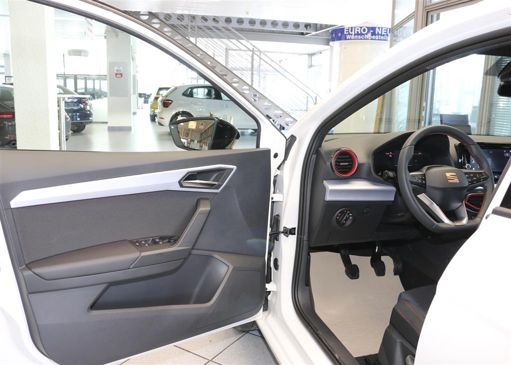 Seat Ibiza  bei Hoffmann Automobile in Wolfsburg kaufen und sofort mitnehmen - Bild 11