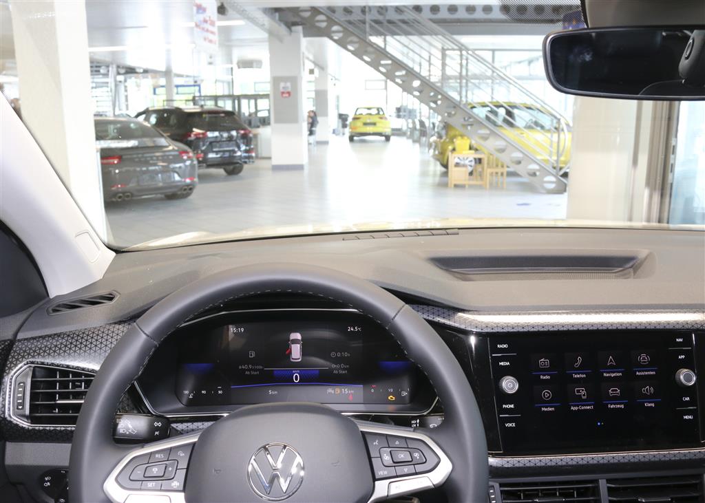 VW T-Cross  bei Hoffmann Automobile in Wolfsburg kaufen und sofort mitnehmen - Bild 9