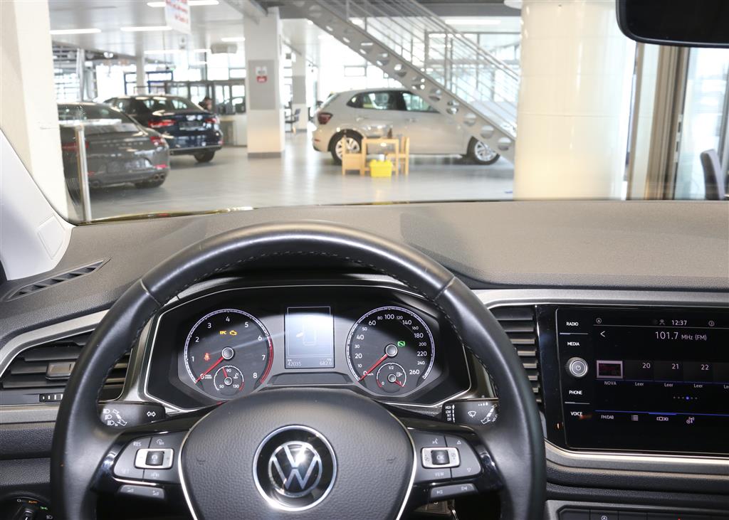 VW T-Roc  bei Hoffmann Automobile in Wolfsburg kaufen und sofort mitnehmen - Bild 9