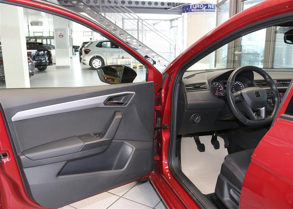 Seat Ibiza  bei Hoffmann Automobile in Wolfsburg kaufen und sofort mitnehmen - Bild 11