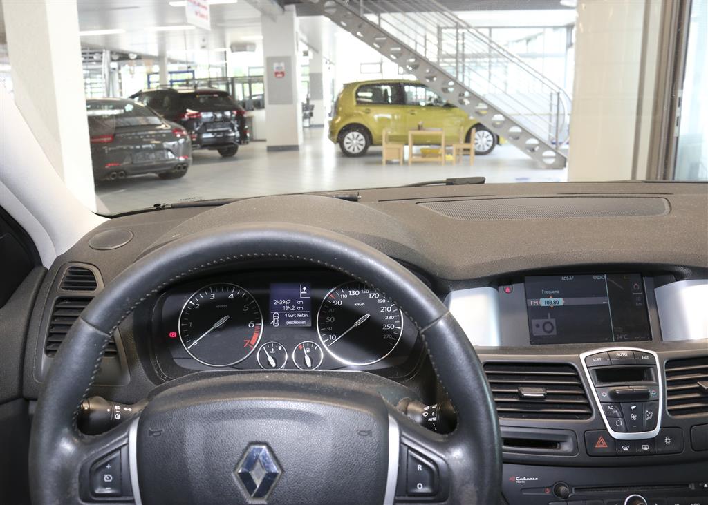 Renault Laguna  bei Hoffmann Automobile in Wolfsburg kaufen und sofort mitnehmen - Bild 9