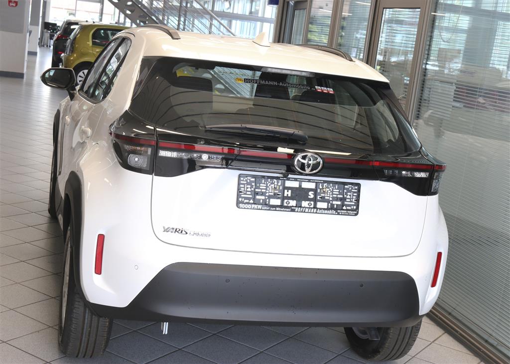 Toyota Yaris Cross  bei Hoffmann Automobile in Wolfsburg kaufen und sofort mitnehmen - Bild 3