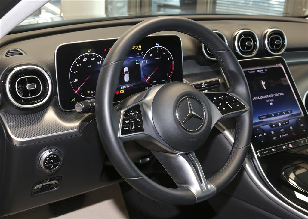 Mercedes-Benz C 180 T  bei Hoffmann Automobile in Wolfsburg kaufen und sofort mitnehmen - Bild 14