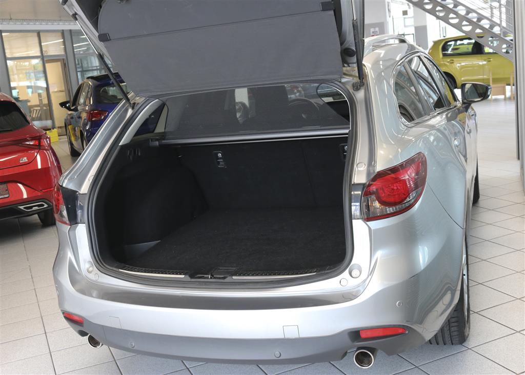Mazda 6 Kombi  bei Hoffmann Automobile in Wolfsburg kaufen und sofort mitnehmen - Bild 2