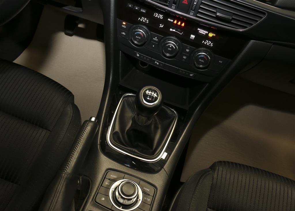 Mazda 6 Kombi  bei Hoffmann Automobile in Wolfsburg kaufen und sofort mitnehmen - Bild 6