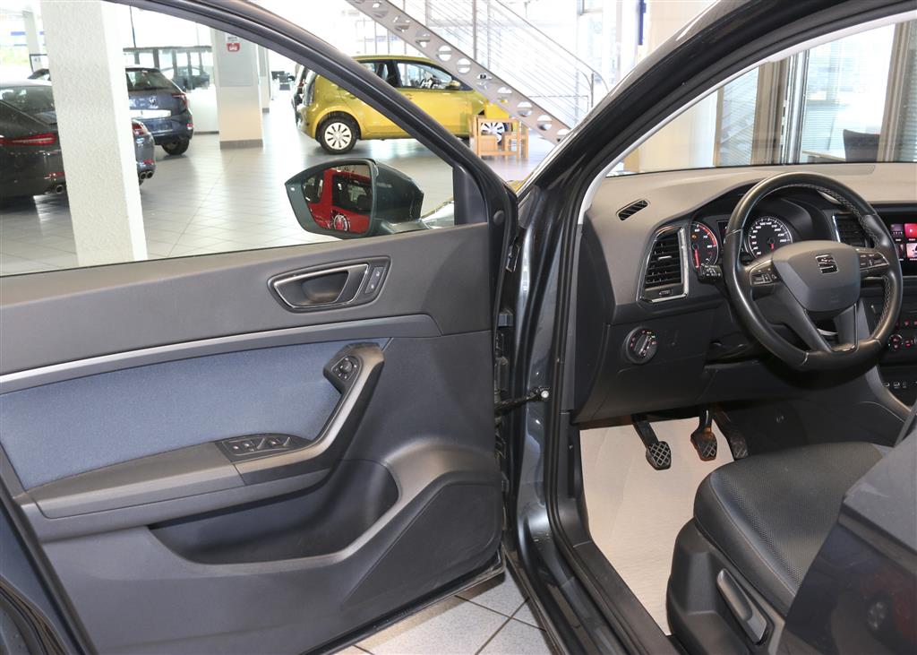 Seat Ateca  bei Hoffmann Automobile in Wolfsburg kaufen und sofort mitnehmen - Bild 13