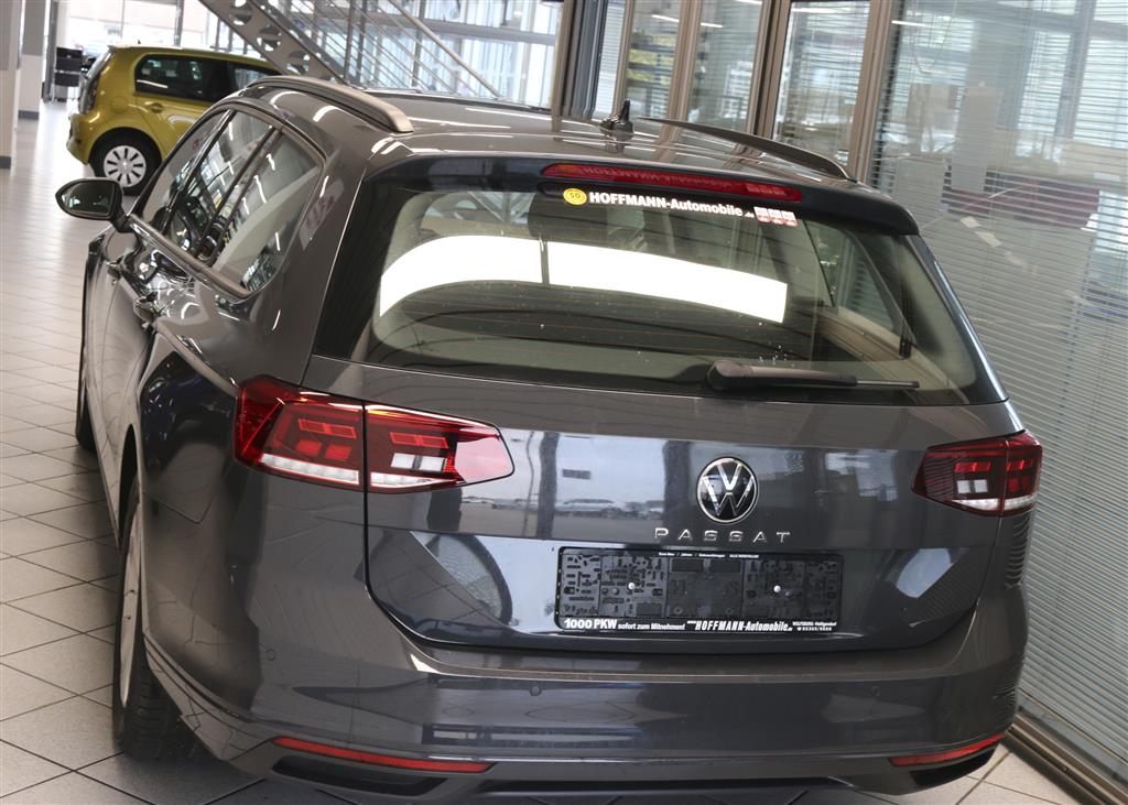 VW Passat Variant  bei Hoffmann Automobile in Wolfsburg kaufen und sofort mitnehmen - Bild 4