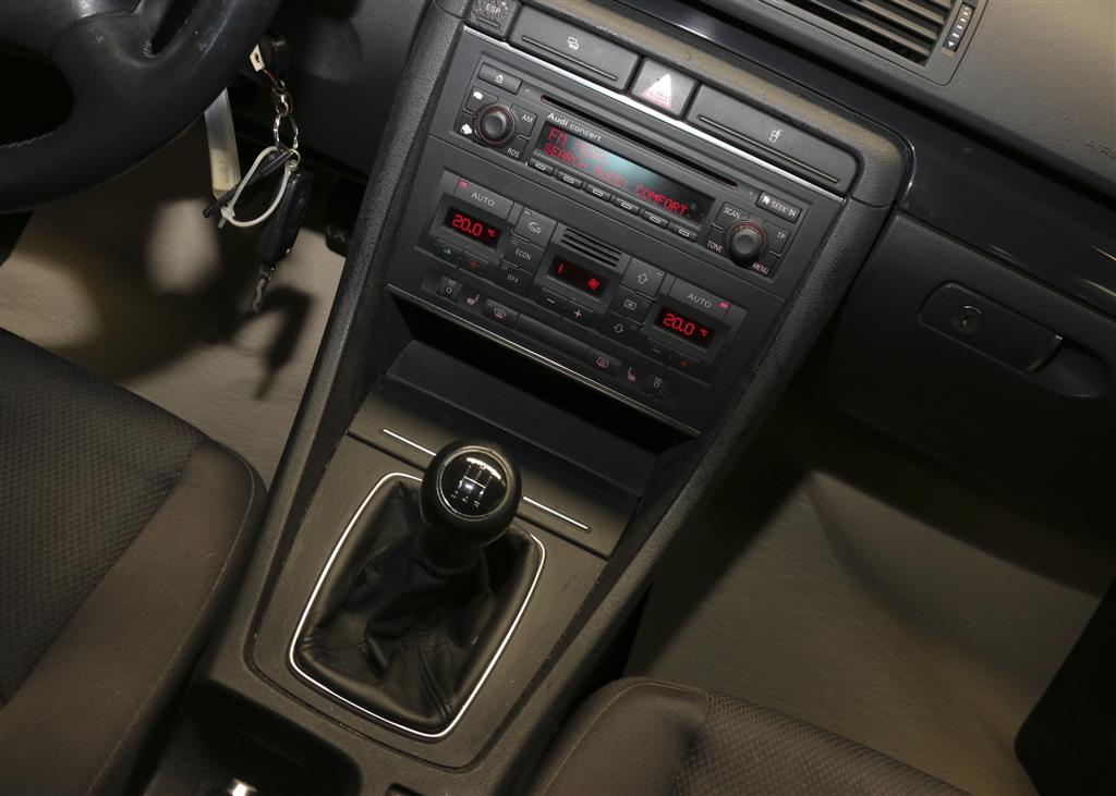 Audi A4  bei Hoffmann Automobile in Wolfsburg kaufen und sofort mitnehmen - Bild 5