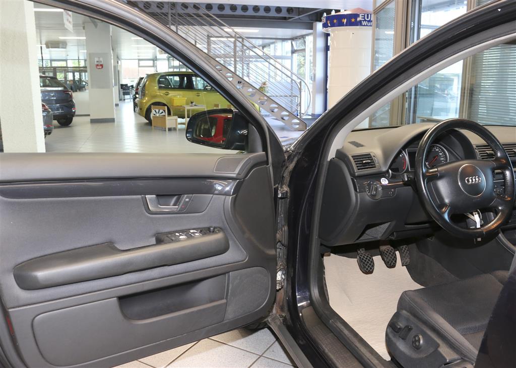 Audi A4  bei Hoffmann Automobile in Wolfsburg kaufen und sofort mitnehmen - Bild 9