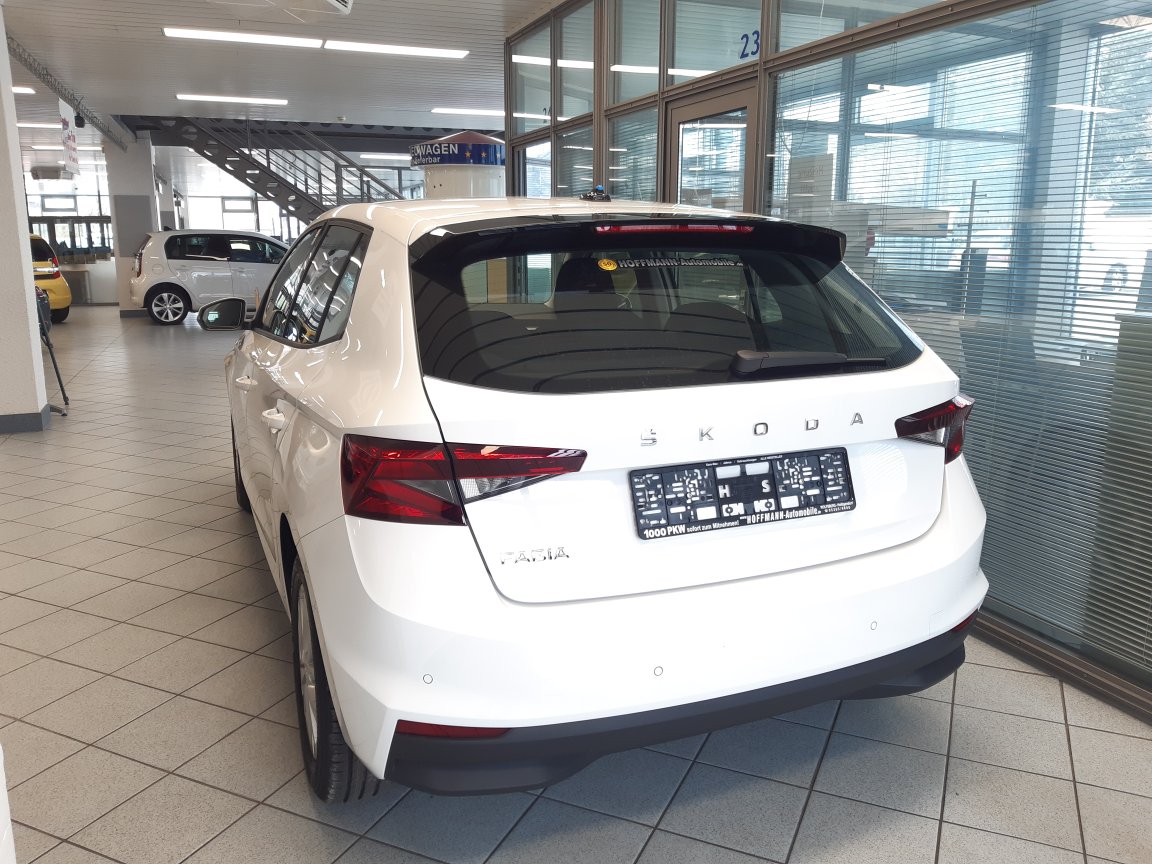 Skoda Fabia  bei Hoffmann Automobile in Wolfsburg kaufen und sofort mitnehmen - Bild 3