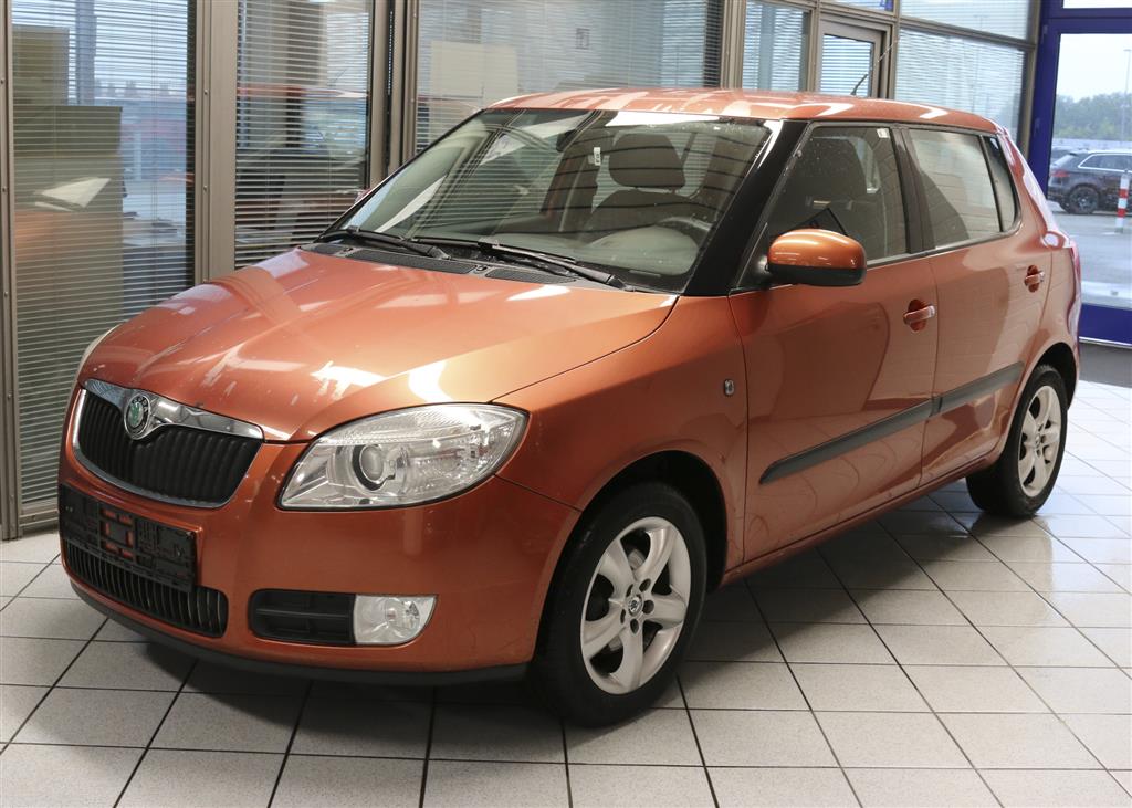 Skoda Fabia  für nur 2.400,- € bei Hoffmann Automobile in Wolfsburg kaufen und sofort mitnehmen