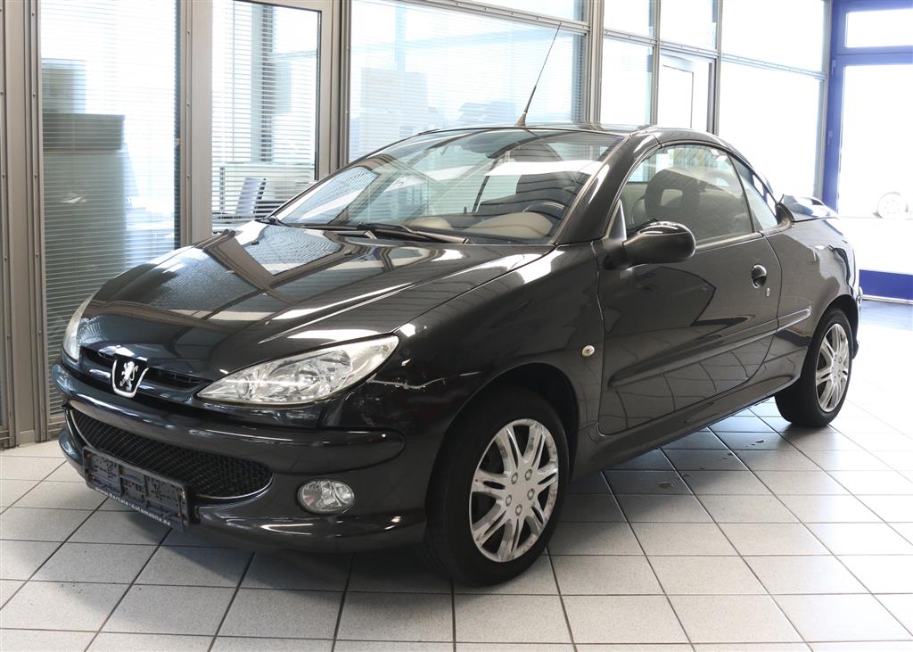Peugeot 206 CC  für nur 1.400,- € bei Hoffmann Automobile in Wolfsburg kaufen und sofort mitnehmen