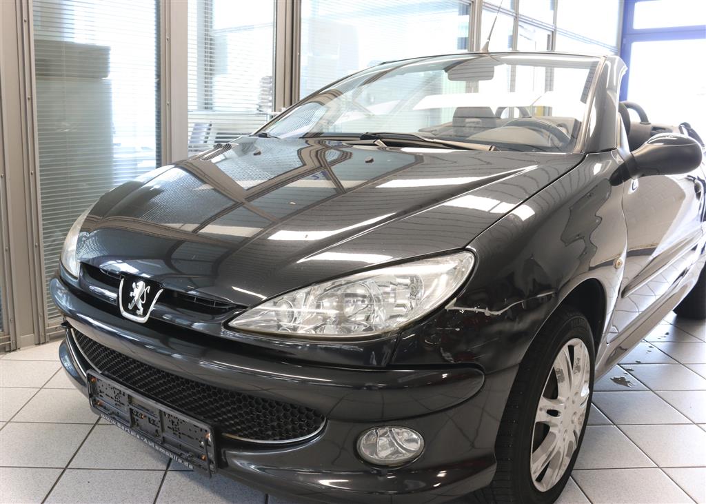 Peugeot 206 CC  bei Hoffmann Automobile in Wolfsburg kaufen und sofort mitnehmen - Bild 13