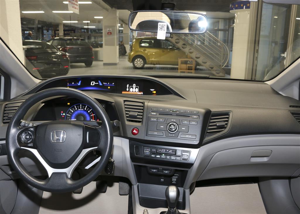 Honda Civic  bei Hoffmann Automobile in Wolfsburg kaufen und sofort mitnehmen - Bild 6