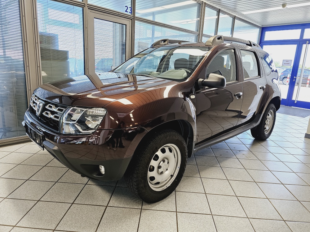 Dacia Duster  für nur 10.800,- € bei Hoffmann Automobile in Wolfsburg kaufen und sofort mitnehmen