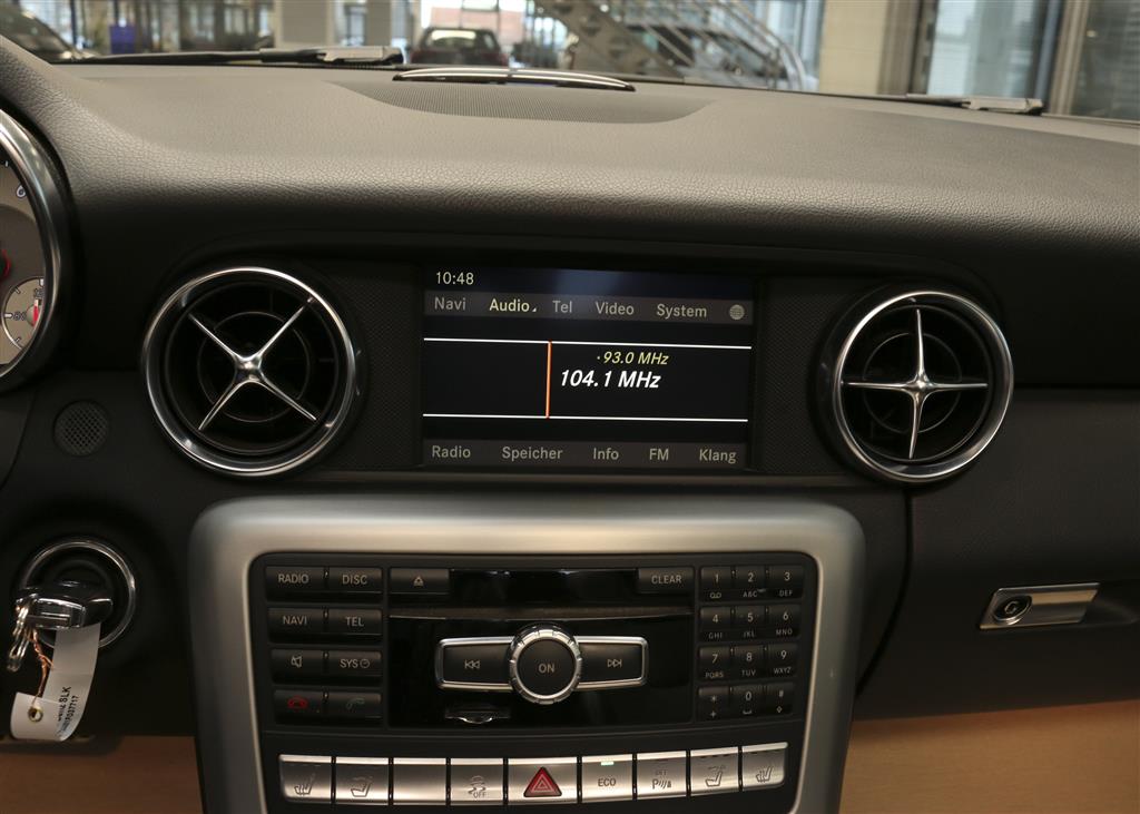 Mercedes-Benz SLK  bei Hoffmann Automobile in Wolfsburg kaufen und sofort mitnehmen - Bild 7