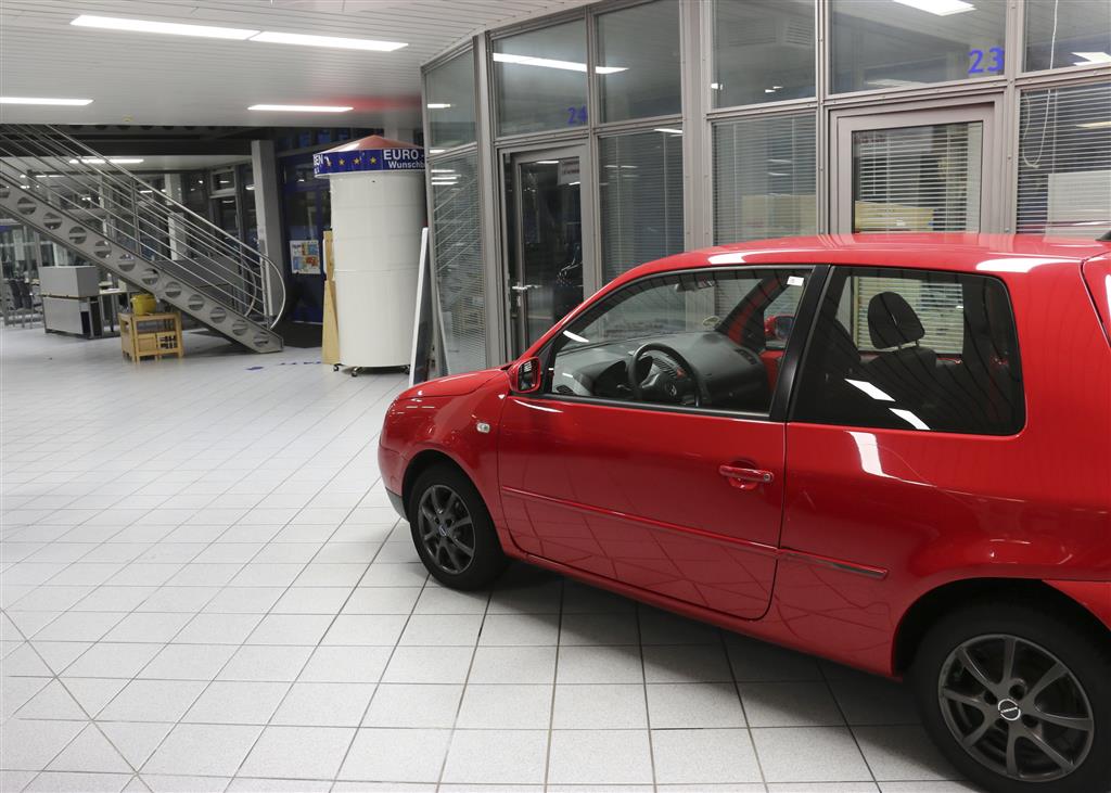 VW Lupo  bei Hoffmann Automobile in Wolfsburg kaufen und sofort mitnehmen - Bild 12