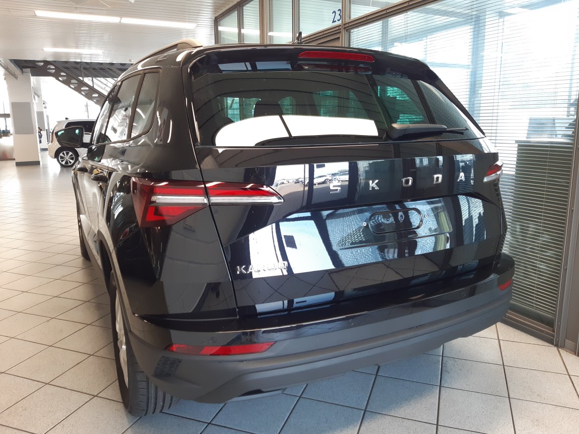 Skoda Karoq  bei Hoffmann Automobile in Wolfsburg kaufen und sofort mitnehmen - Bild 4