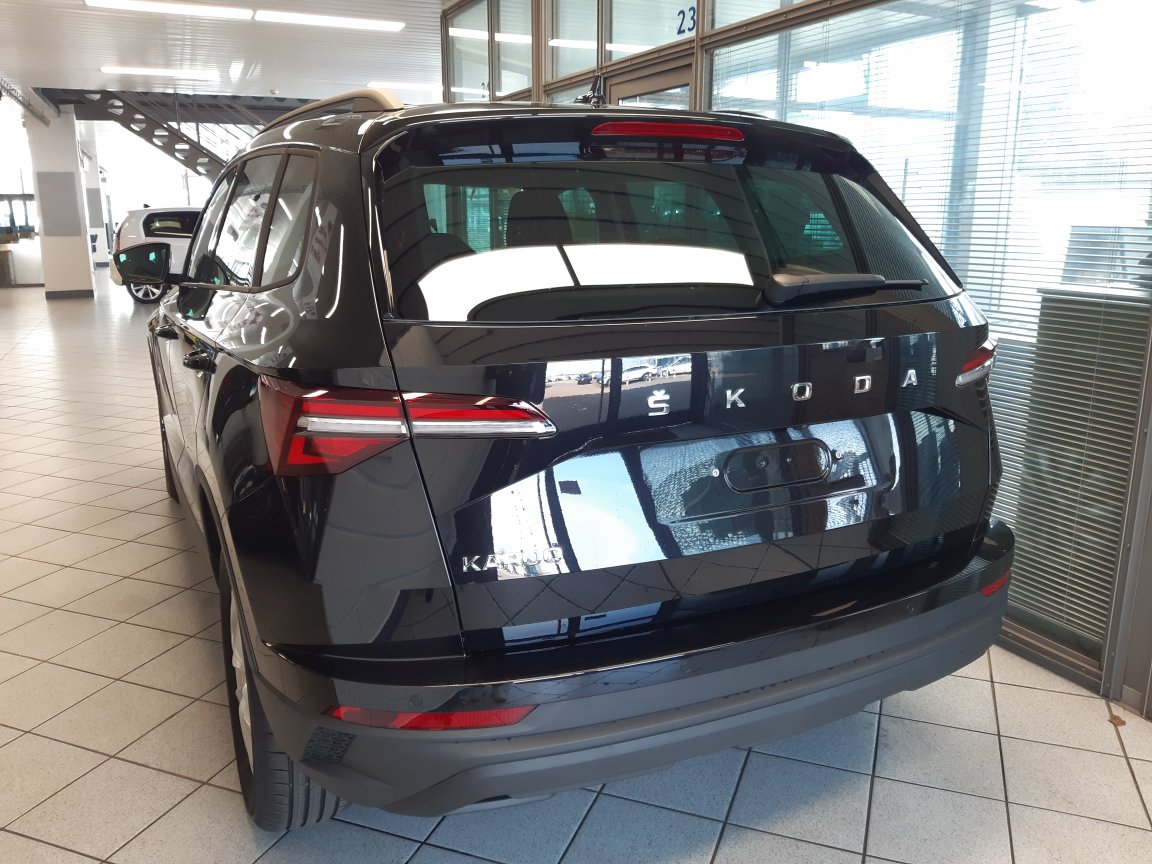 Skoda Karoq  bei Hoffmann Automobile in Wolfsburg kaufen und sofort mitnehmen - Bild 4