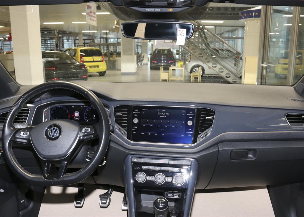 VW T-Roc  bei Hoffmann Automobile in Wolfsburg kaufen und sofort mitnehmen - Bild 7