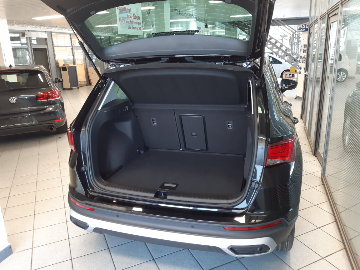 Seat Ateca  bei Hoffmann Automobile in Wolfsburg kaufen und sofort mitnehmen - Bild 2