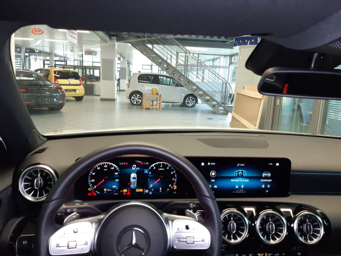 Mercedes-Benz A 200  bei Hoffmann Automobile in Wolfsburg kaufen und sofort mitnehmen - Bild 11