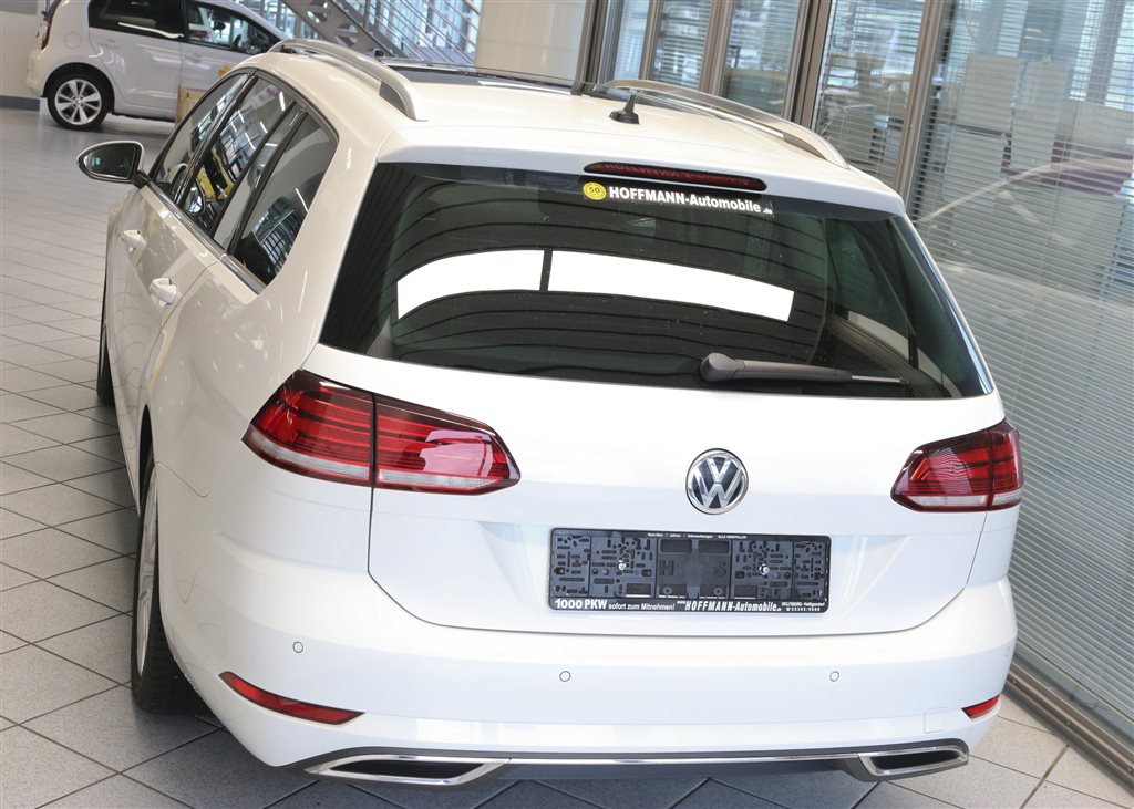 VW Golf Variant  bei Hoffmann Automobile in Wolfsburg kaufen und sofort mitnehmen - Bild 3